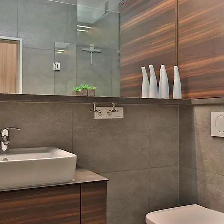 Citysuite 4 Pers Direkt In Der Apartman